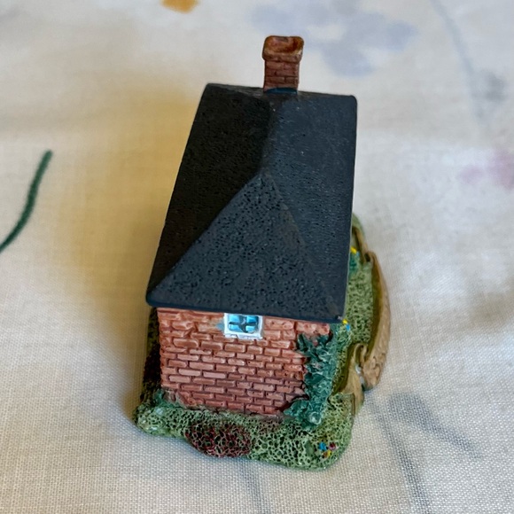 Vintage 3 Baileys Houses and Baileys Mr. Yum Winking Eye Face Coffee Mug - Picture 5 of 16